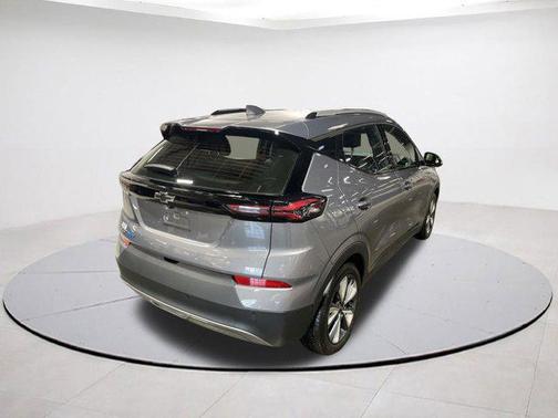 2023 Chevrolet Bolt EUV FWD LT