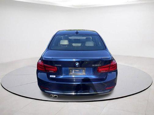 2018 BMW 330 xDrive
