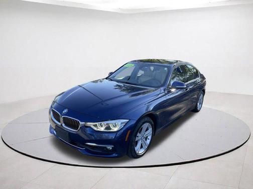2018 BMW 330 xDrive