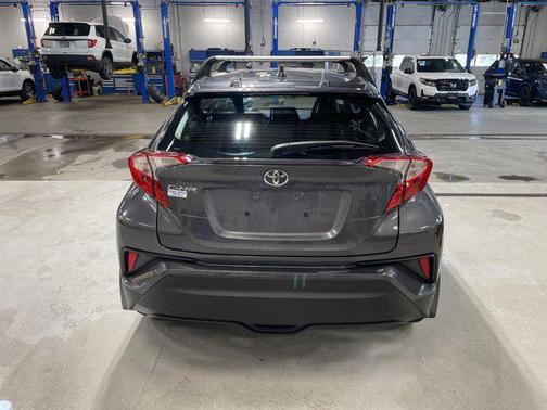 2021 Toyota C-HR LE
