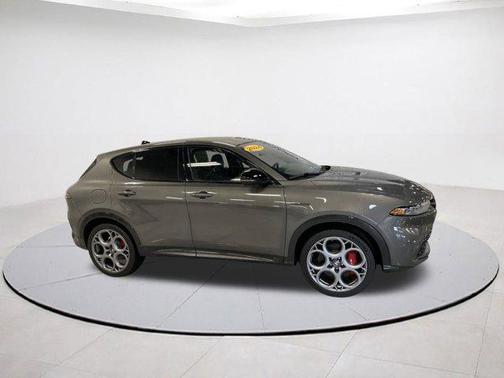 2024 Alfa Romeo Tonale Veloce EAWD