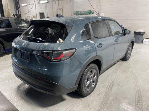 2026 Honda HR-V LX