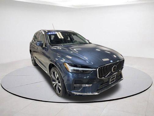 2022 Volvo XC60 B6 Inscription