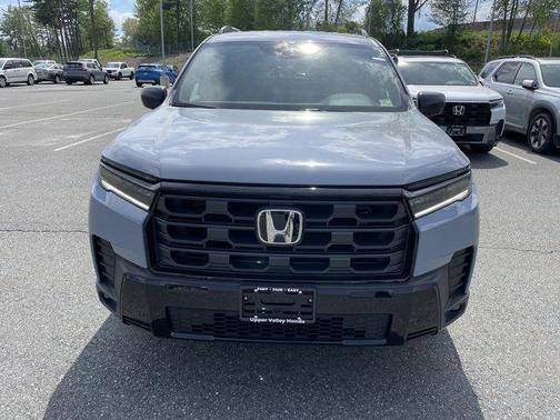 Sonic Gray Pearl 2026 Honda Pilot Sport