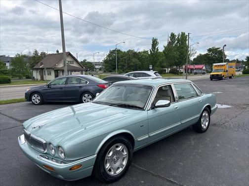 2001 Jaguar XJ Vanden Plas