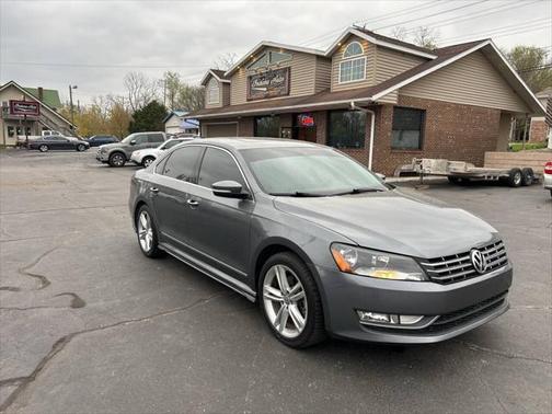 2015 Volkswagen Passat 3.6L V6 SEL Premium