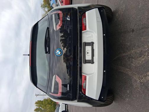 2015 BMW i3 Base w/Range Extender