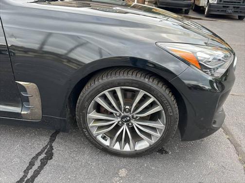 2019 Kia Stinger Base 4dr Sedan