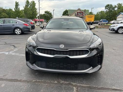 2019 Kia Stinger Base 4dr Sedan