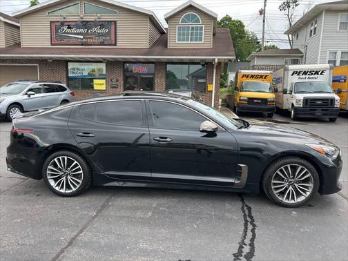 2019 Kia Stinger Base 4dr Sedan