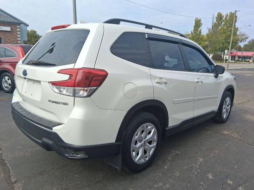 2019 Subaru Forester Base