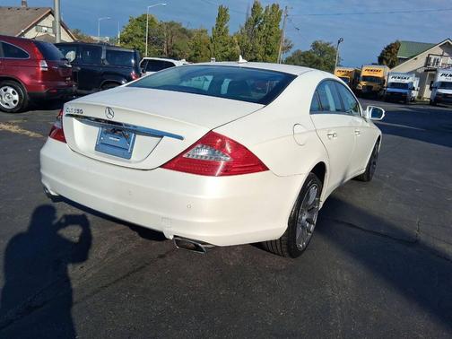 2010 Mercedes-Benz CLS-Class CLS 550