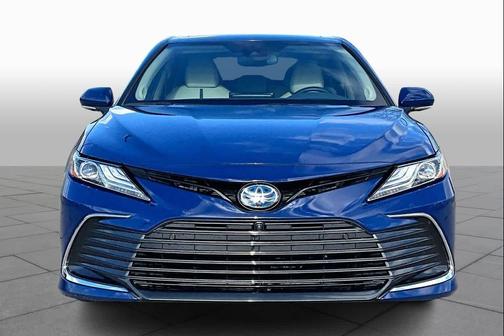 2024 Toyota Camry Hybrid XLE