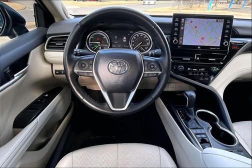 2024 Toyota Camry Hybrid XLE