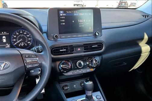 2023 Hyundai KONA SE