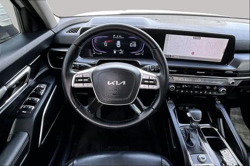 Glacial White Pearl 2025 Kia Telluride S