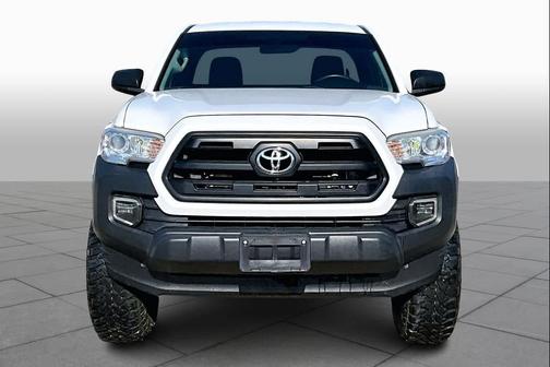 2017 Toyota Tacoma SR