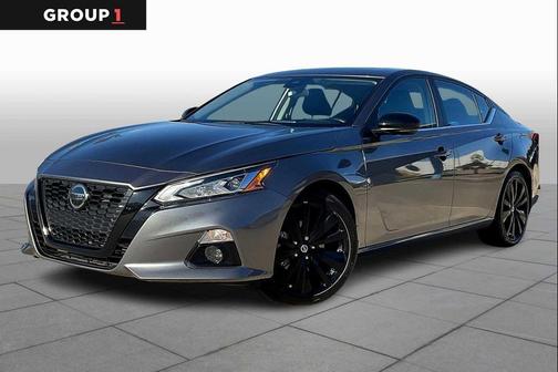 2022 Nissan Altima SR FWD