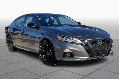 2022 Nissan Altima SR FWD