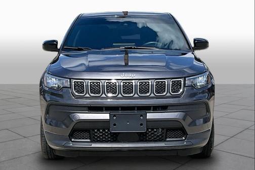 Granite Crystal Metallic Clearcoat 2023 Jeep Compass Sport