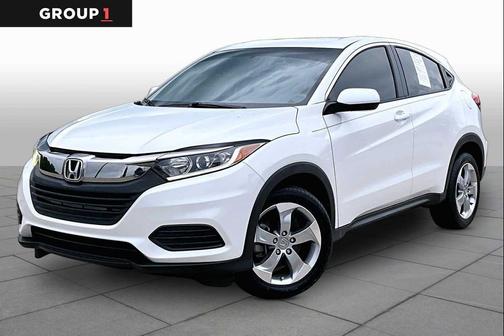 Platinum White Pearl 2021 Honda HR-V LX