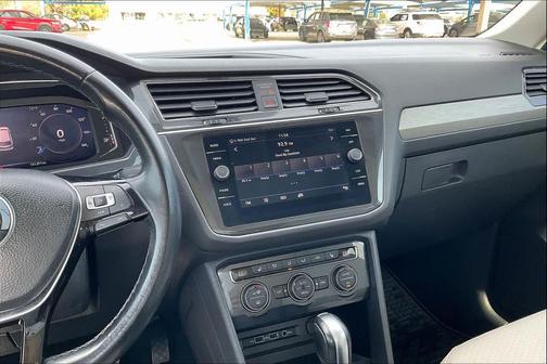 2019 Volkswagen Tiguan 2.0T SEL