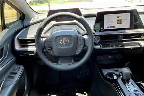2023 Toyota Prius LE
