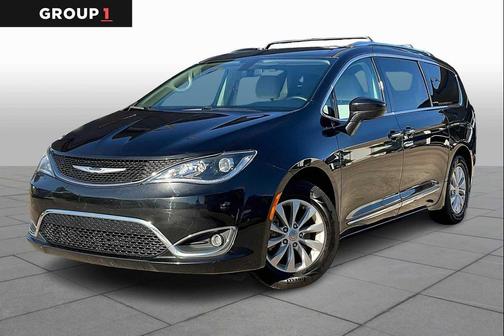 2018 Chrysler Pacifica Touring-L