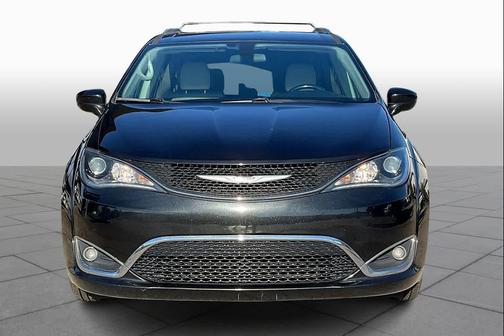 2018 Chrysler Pacifica Touring-L
