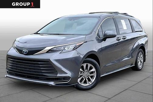 Magnetic Gray Metallic 2025 Toyota Sienna LE