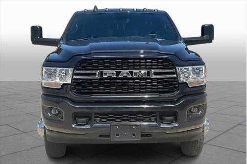 2022 RAM 3500 Big Horn Crew Cab 4x4 8' Box