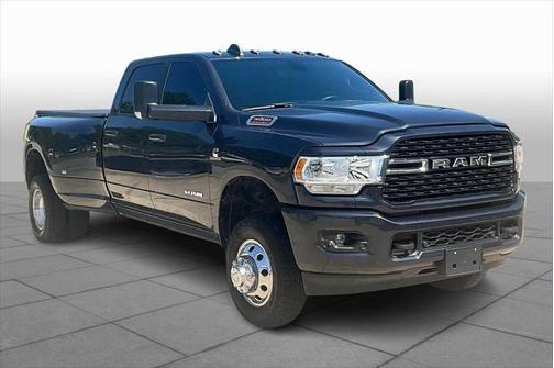 2022 RAM 3500 Big Horn Crew Cab 4x4 8' Box