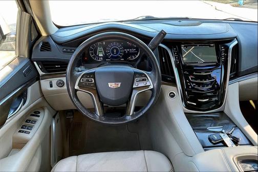 2019 Cadillac Escalade ESV Luxury
