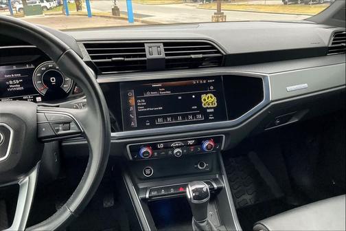 2022 Audi Q3 45 S line Premium Plus