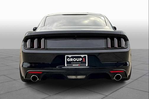2017 Ford Mustang V6