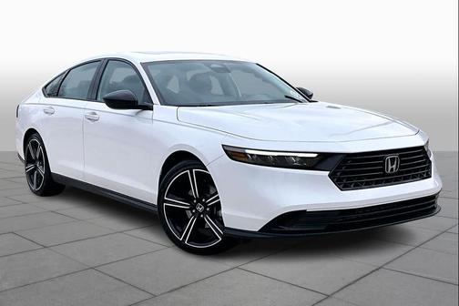 Platinum White Pearl 2026 Honda Accord SE