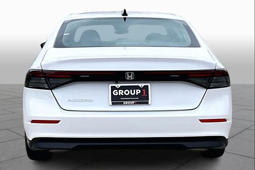 Platinum White Pearl 2026 Honda Accord SE