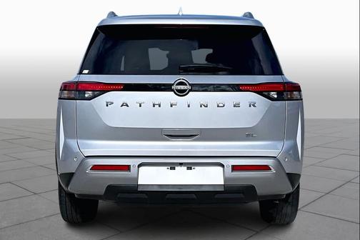 2025 Nissan Pathfinder SL FWD