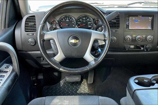 2009 Chevrolet Silverado 2500 LT Crew Cab