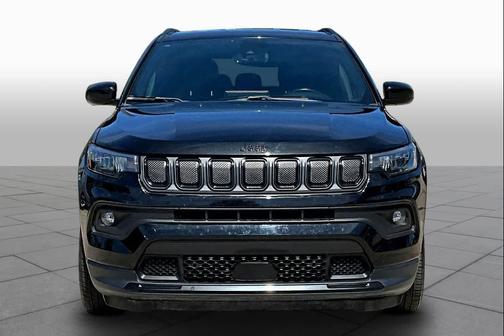 Diamond Black Crystal Pearlcoat 2022 Jeep Compass Latitude