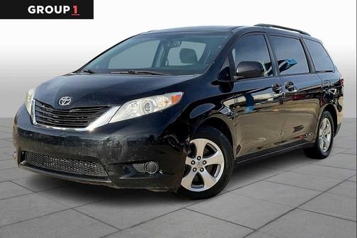 2017 Toyota Sienna LE