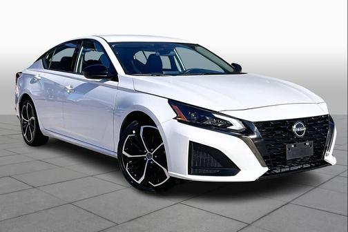 2024 Nissan Altima SR FWD