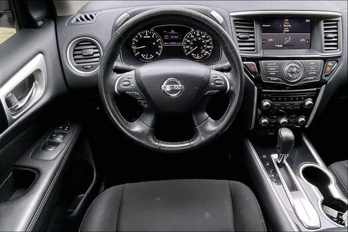 Brilliant Silver Metallic 2020 Nissan Pathfinder SV 2WD