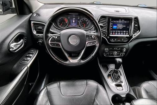 Diamond Black Crystal Pearlcoat 2020 Jeep Cherokee Limited