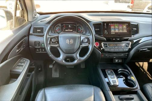 2019 Honda Pilot Touring 8-Passenger