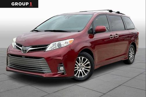 2020 Toyota Sienna XLE Premium