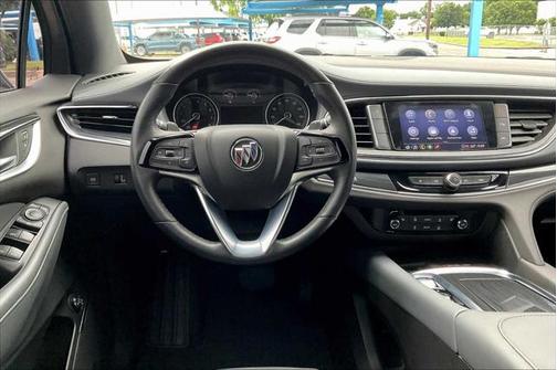 2022 Buick Enclave Essence