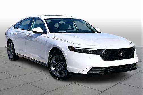 Platinum White Pearl 2026 Honda Accord Hybrid EX-L