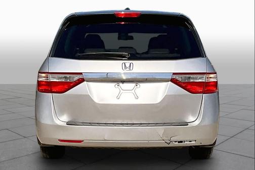 Alabaster Silver Metallic 2013 Honda Odyssey EX-L