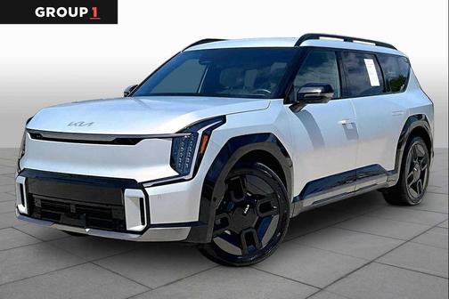 Ivory Silver Matte 2024 Kia EV9 GT-Line